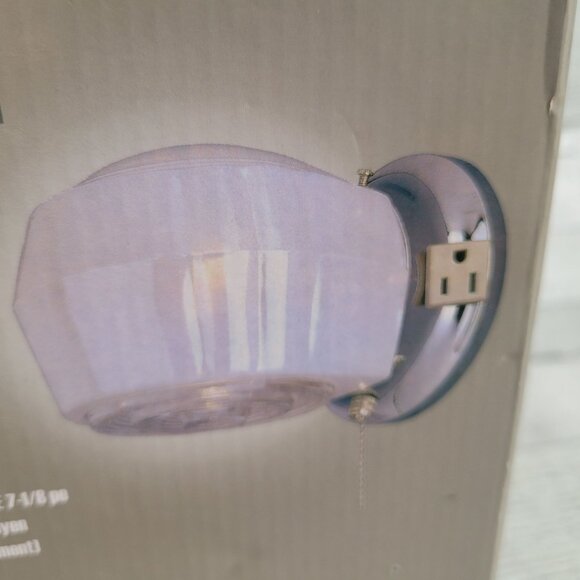 Boston Harbor Wall Lamp With Pull Chain & White Glass Shade Polished Chrome Fini - Picture 2 of 5